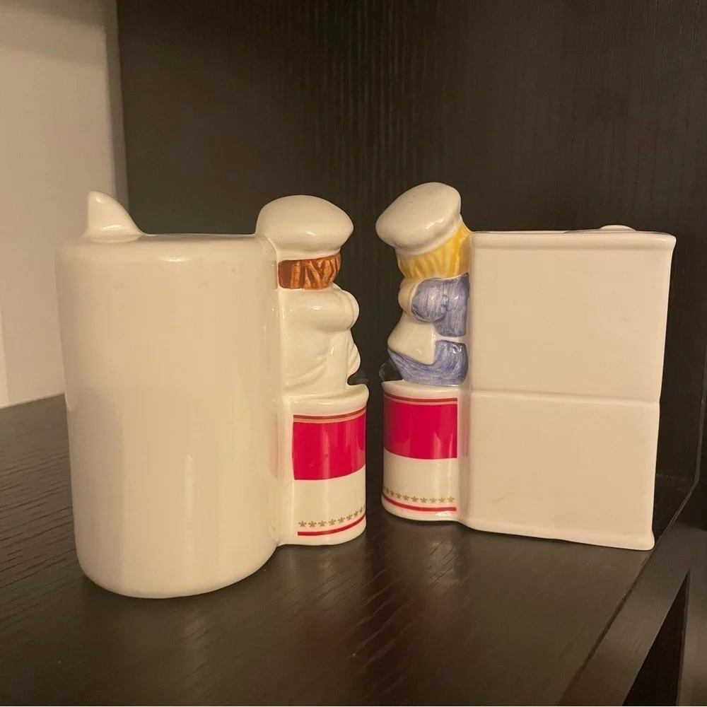 LAST CHANCE Campbell’s Soup Salt Pepper Shaker Set ‘96 Vintage Retro Collectible - Picture 2 of 5